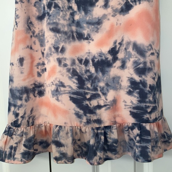 E.ssue Spaghetti Strap Dress size small - Picture 5 of 8